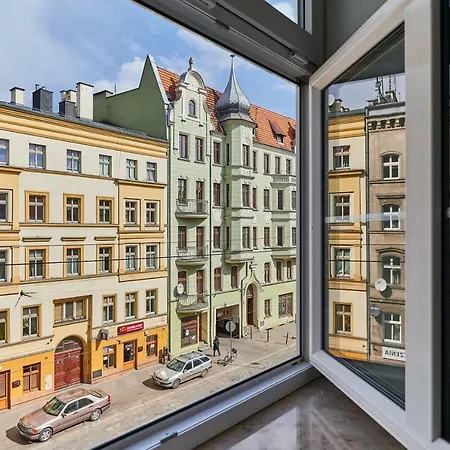 Kosciuszki Street Studio No. 5 * Breslavia